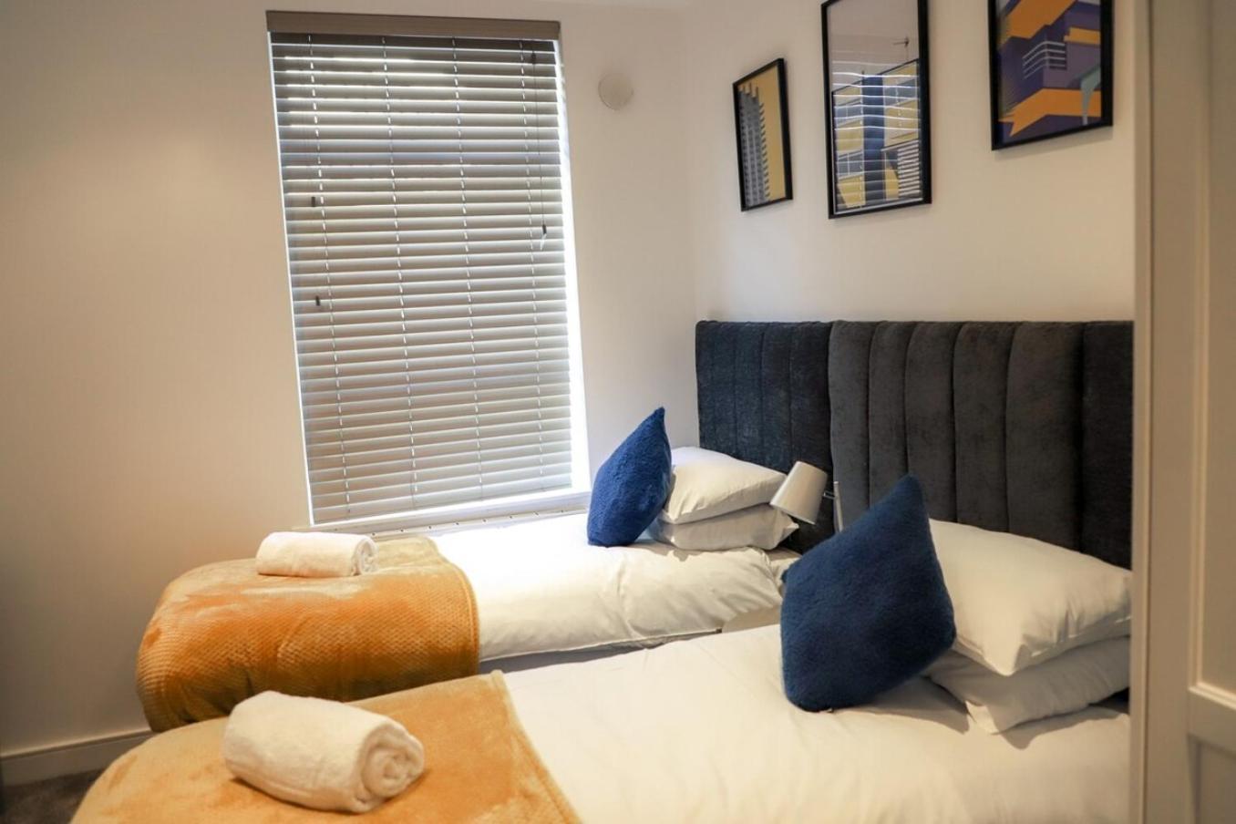 New- Modern 2Br Apt Wifi Sleep5 City Centre Aparthotel Sheffield Buitenkant foto