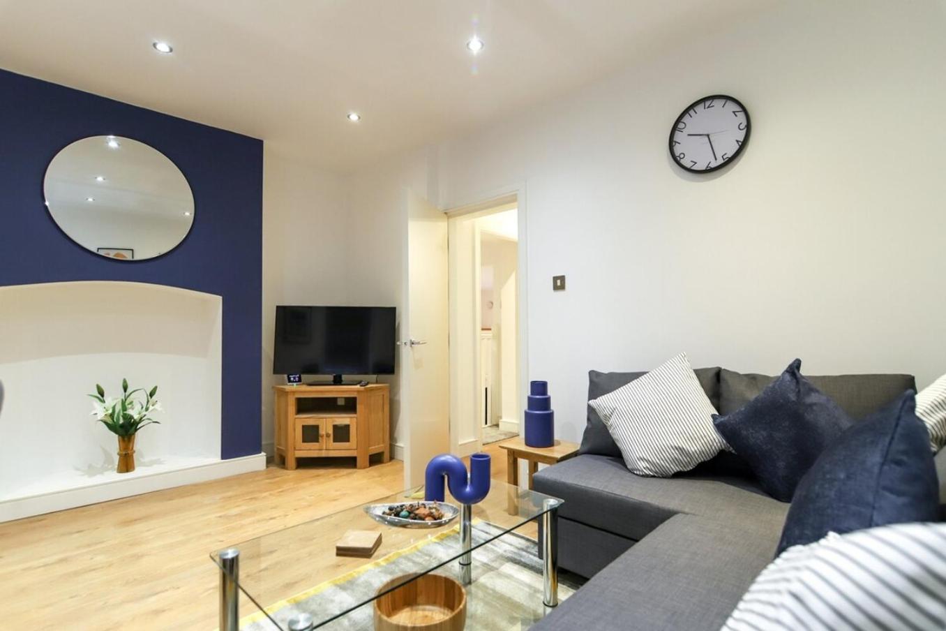 New- Modern 2Br Apt Wifi Sleep5 City Centre Aparthotel Sheffield Buitenkant foto